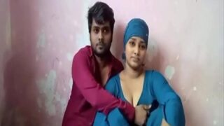 Pria Bergairah Menggenjot Pasangan Berbokong Montok Di Kamar Pacar Bangladesh