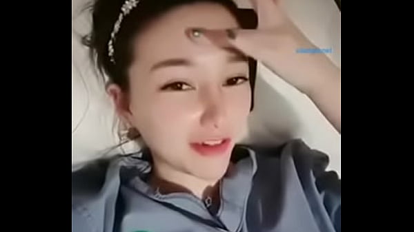 Video Live: Cewek Asia Menggoda Tukang Pijat Hingga Tak Kuasa Menahan Nafsu