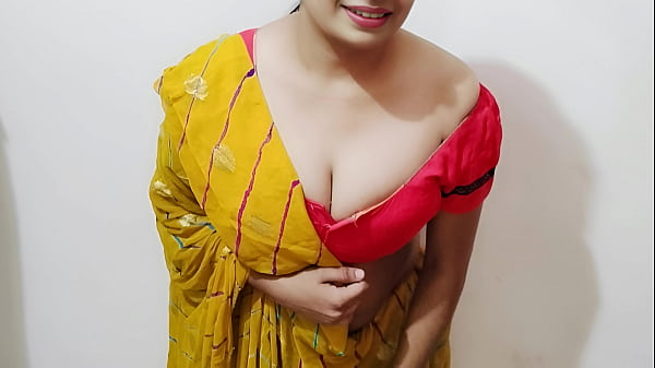 भाभी ने देवर का हाथ से मजा लेते देखा, फिर उसके बड़े लंड से खुद को भरवा लिया (हिंदी ऑडियो)
