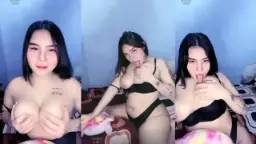 Angel99 Ngeseks Lidah Di Celah Selangkangan