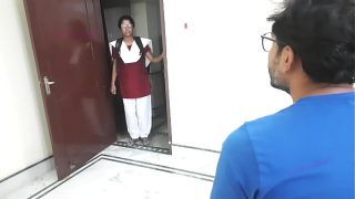 Gadis Benggala Polos Digerogati Pria Asing – Kisah Mesum Hindi