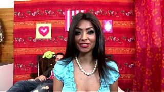 Mukena Basah Kena Air Mani, Ibu Latin Nungging Minta Digojlok.