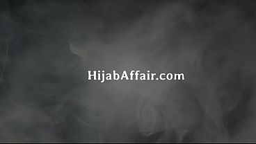 Ibu Tiri Arab Kira Kontolku Lampu, Sampe Ujungnya Basah Kena Pelumas.