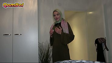 Abis Colmek Di Kamar, Cewek Hijab Turki Ngajak Kencan Sebelum Ortu Balik