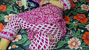 Ibu Tiri Lagi Celana Kebuka, Anak Tiri Langsung Ngewe Memeknya Sampai Pantat Bulat Bergoyang.