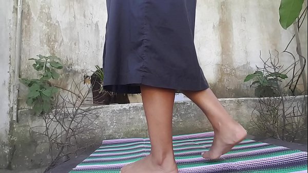 Desi Arab, Siap Digoyang Di Ranjang Malam Ini.