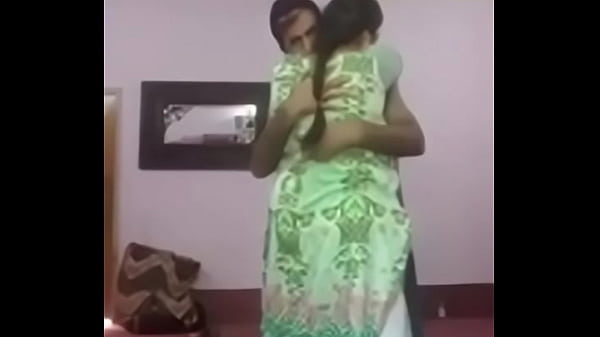 Pasangan Desi Lagi Main Ranjang, Basah Kuyup, Nafas Tersengal, Semua Terungkap