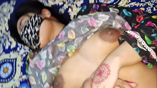 Ibu Tiriku Ngajarin Aku Soal Seks Pake Omongan Kotor Hindi, Erangan Liar, Ngewe Gila-gilaan.