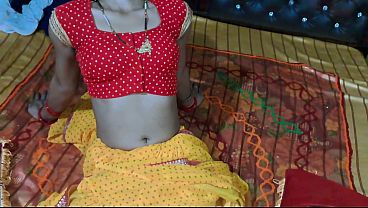 Desi Istri India Ngewe Sambil Nyepong Kontol Sampai Keras