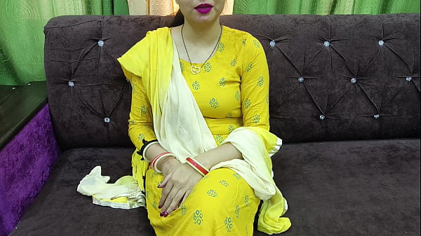 Desi Bhabhi Ki Chut Chudai, Uske Horny Devar Ne Zor Se Pel Diya