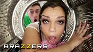 Brandal – Cerita Macet Liar Bikin Nge-seks Panas, Kumpulan Bintang Brazzers Paling Gede
