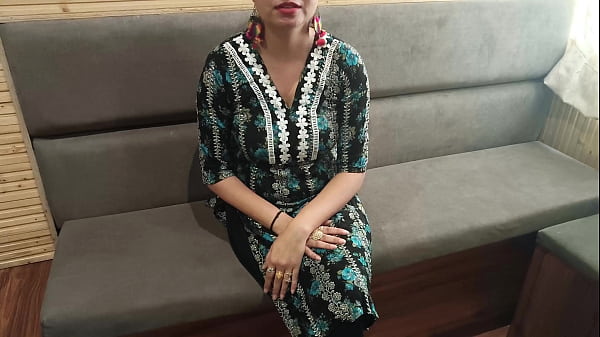 Jija Ji Digoda Tubuh Seksi Saali, Ngewe Memek Dan Bokinya Pake Suara Hindi.