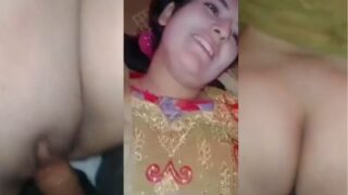 Cewek Dhaka Montok Digenjot Habis-habisan, Chuda Chudi Gaya Bangladesh.