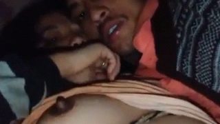 Desi Lovers Gigit Puting, Video Sex Jio Panas Banget