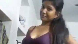 Nagna Pamer Mms Sendirian, Cewek India Seksi Bikin Ngilu