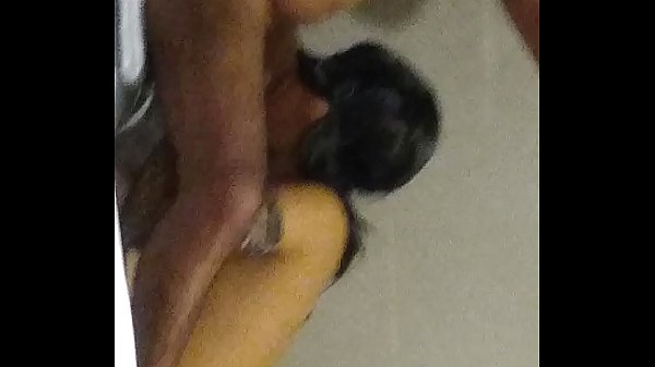 Neha Hisap Kontol Stepbrother Sambil Mandi, Suara Desahan Basah Bikin Makin Liar