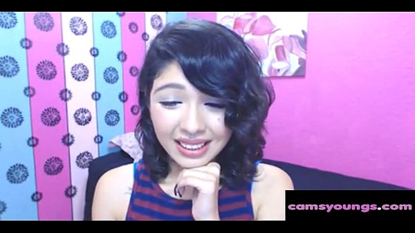 Nih Cewek Asia Imut Banget, Siap Colmek Di Webcam Gratis, Bikin Ngaceng Terus!