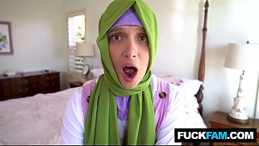 Hijab Panas Ngeces Pertama Kali Ngerasain Kontol Gede Izzy Lush, Donnie Rock.