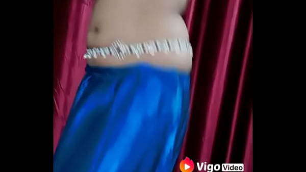 Cewek India Dari Vigo, Siap Bikin Lo Makin Panas.