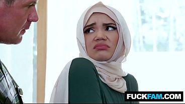 Ngencengin Abis! Cewek Hijab Imut Pertama Kali Digarap Tukang Ledeng Naudi Nala, Jason Sarcinelli