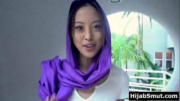 Ngaceng Terus Mikirin Ngewe, Nih Bocah Hijab Nggak Bisa Diem