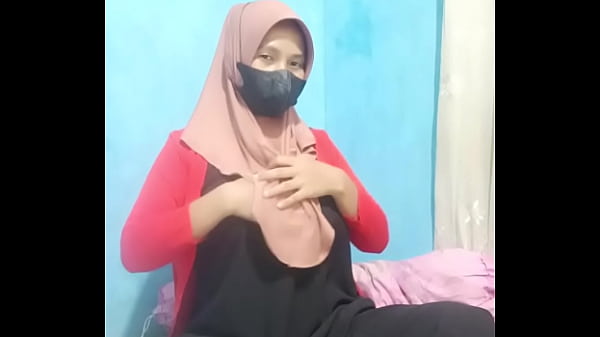 Gadis Hijab Colmek Pakai Dildo Sampe Crot, Nikmat Banget.