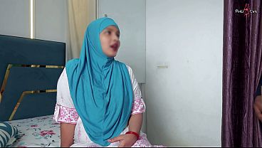 Blinkit Kurir Goyangin Kontol Gede Di Bulu Becek Bini Jilbab, Ngewe Sampe Meraung.