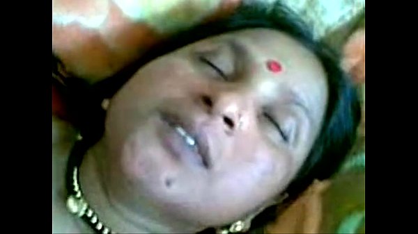 Ngentot Sama Tante Desa Sambil Suaminya Ada Di Dekat – Xvideos.com