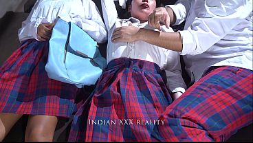 Ibu Tiri India Dan Kakak Tiri Plus Adik Tiri Lagi, Main Hot Di Kamar Gelap.
