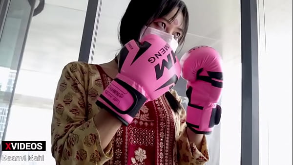 Desi Cewek Petarung Ufc Pukul Kayak Pro, Bikin Basah!