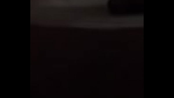 Bini Desi Lagi Dipijit Pantatnya, Sampe Meringis Enak.