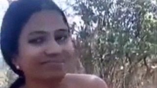 Desi Bejat Pamer Kontol Di Luar