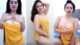 Kimaya Agata Telanjang Cuma Pakai Handuk Kuning, Bikin Makin Menggoda