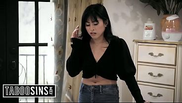 Satu Pelacur Asia Sendirian Butuh Kontol Buat Bikin Hamil.