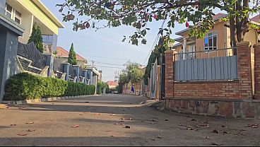 Astaga, Ibu Arab Lagi Colmek Di Luar Rumah Dekat Jalan