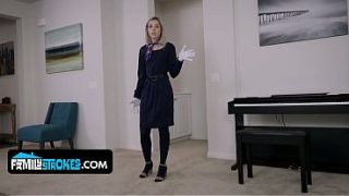 Blonde Babesel Allie Nicole Dihajar Kontol Kakak Tiri Sampai Penuh Di Dalam
