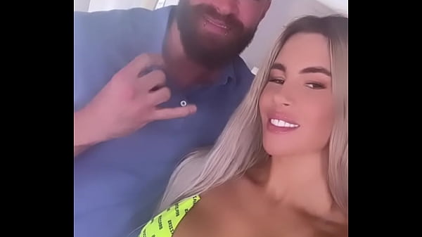 Hari Ini Syuting Sama Xcorvus777 Di Lokasi Brazzers, Siap-siap Basah Semua.