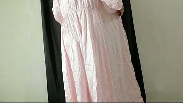 Nih Coba Dress Baru, Pantat Gede Montok Bikin Ngaceng
