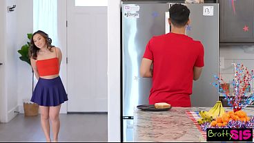 Keluarin Semua Kontolmu Malam Ini, Kimmy Kimm Nunggingin Diego Perez Sampai Banjir Creampie Pas Malam Empat Juli